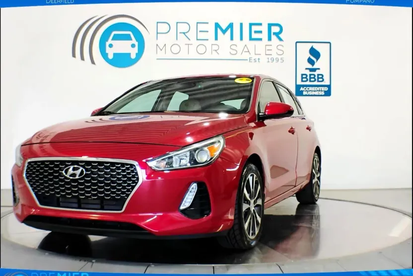 2020 Hyundai Elantra GT Base photo 1