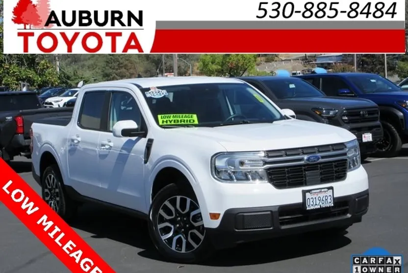 2022 Ford Maverick Lariat photo 1