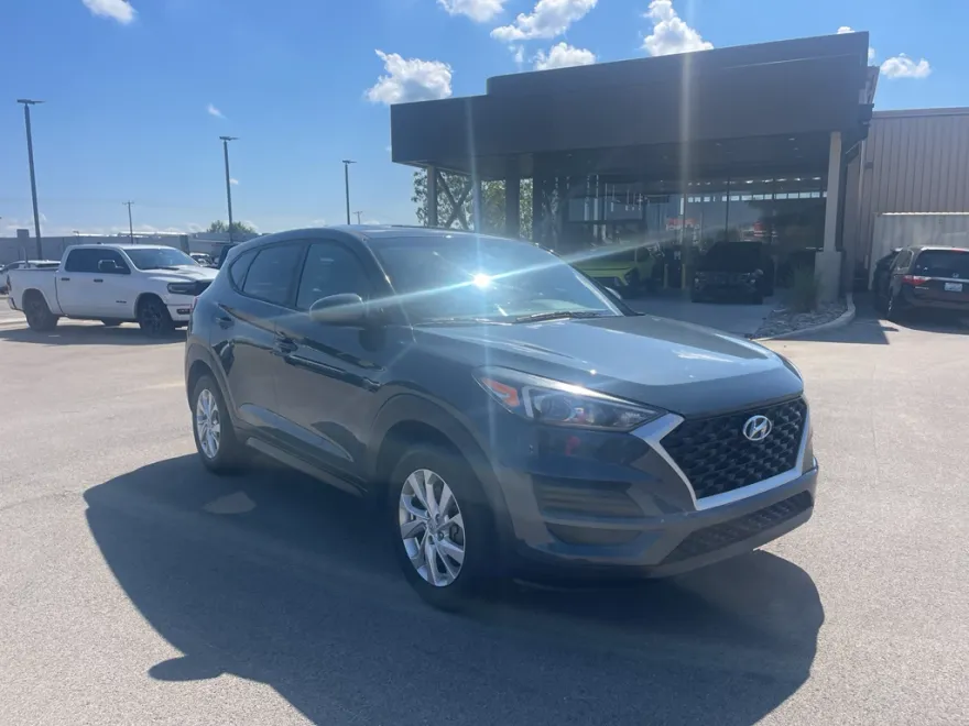 2019 Hyundai Tucson SE photo 1