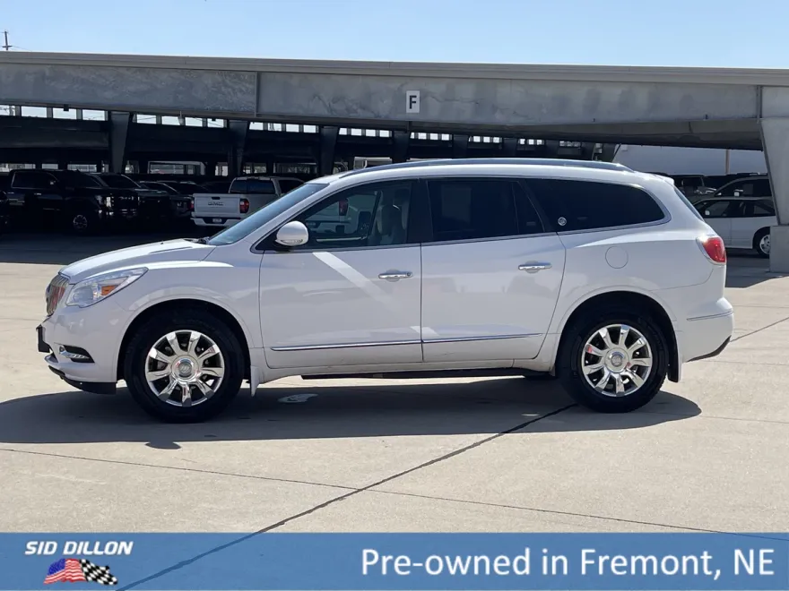 2016 Buick Enclave Leather photo 1