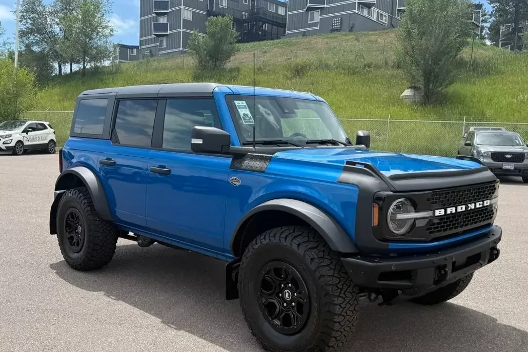 2024 Ford Bronco Wildtrak photo 1