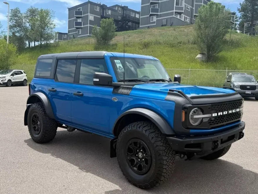 2024 Ford Bronco Wildtrak photo 1