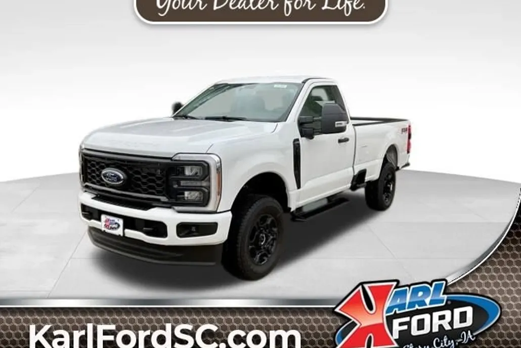 2025 Ford F-350 XL photo 1