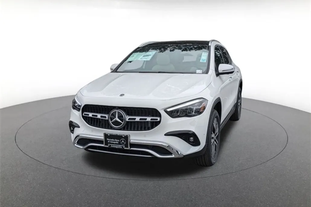 2026 Mercedes Benz GLA 250 4MATIC photo 1