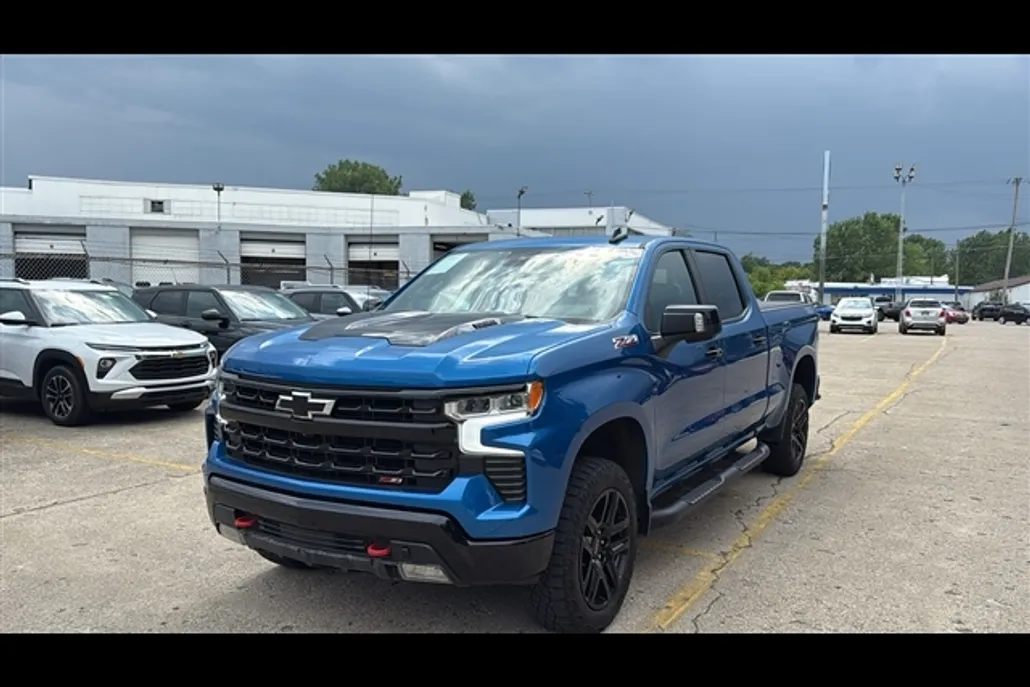 2022 Chevrolet Silverado 1500 LT Trail Boss photo 1