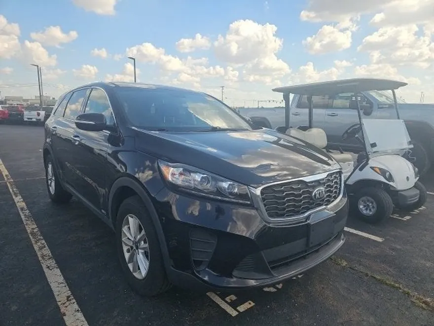 2019 Kia Sorento LX photo 1