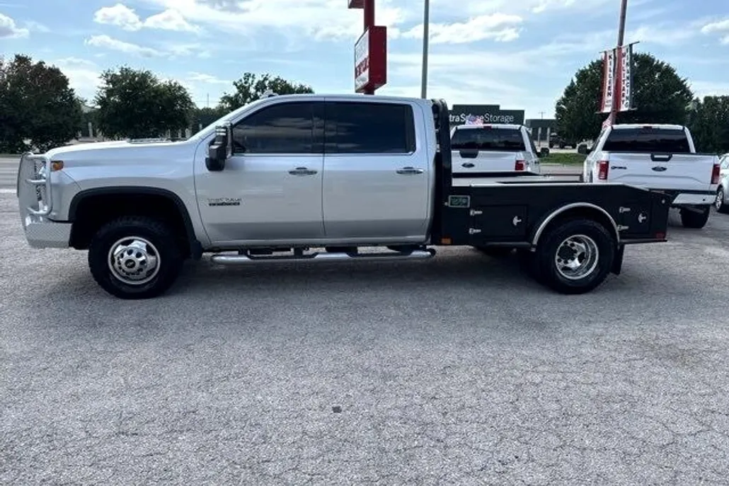 2020 Chevrolet Silverado 3500HD LTZ photo 1