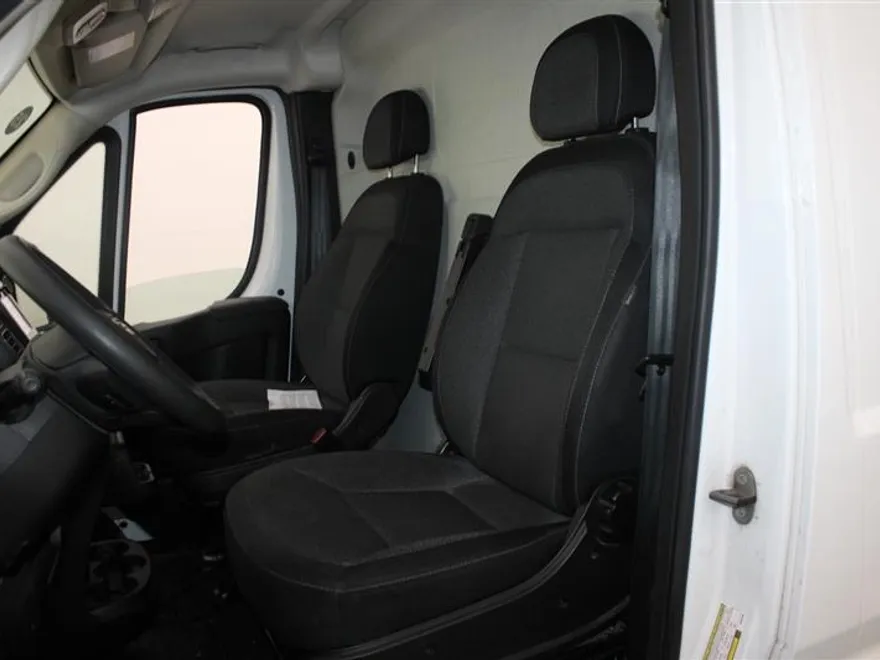 2023 Ram ProMaster 2500 photo 12