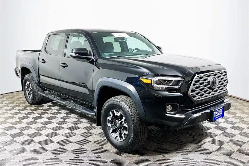 2022 Toyota Tacoma TRD Off-Road V6 photo 1
