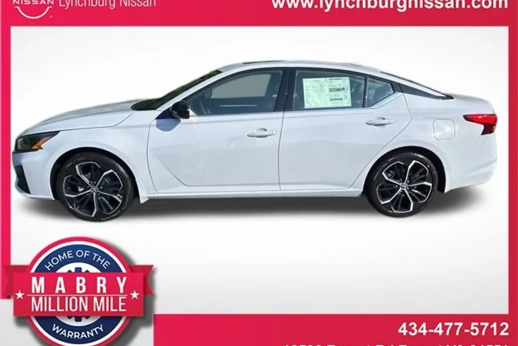2025 Nissan Altima 2.5 SR photo 1
