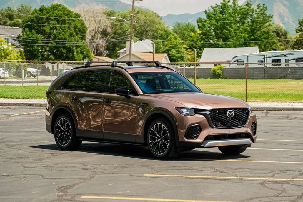 2025 Mazda CX-70 Premium Plus photo 1