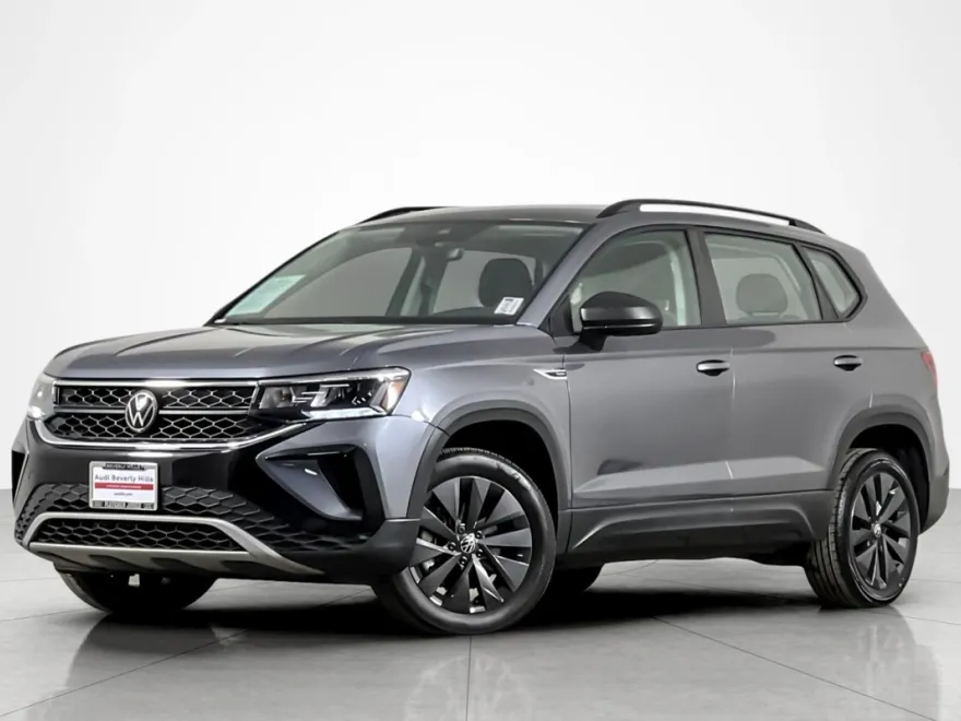 2023 Volkswagen Taos S photo 1