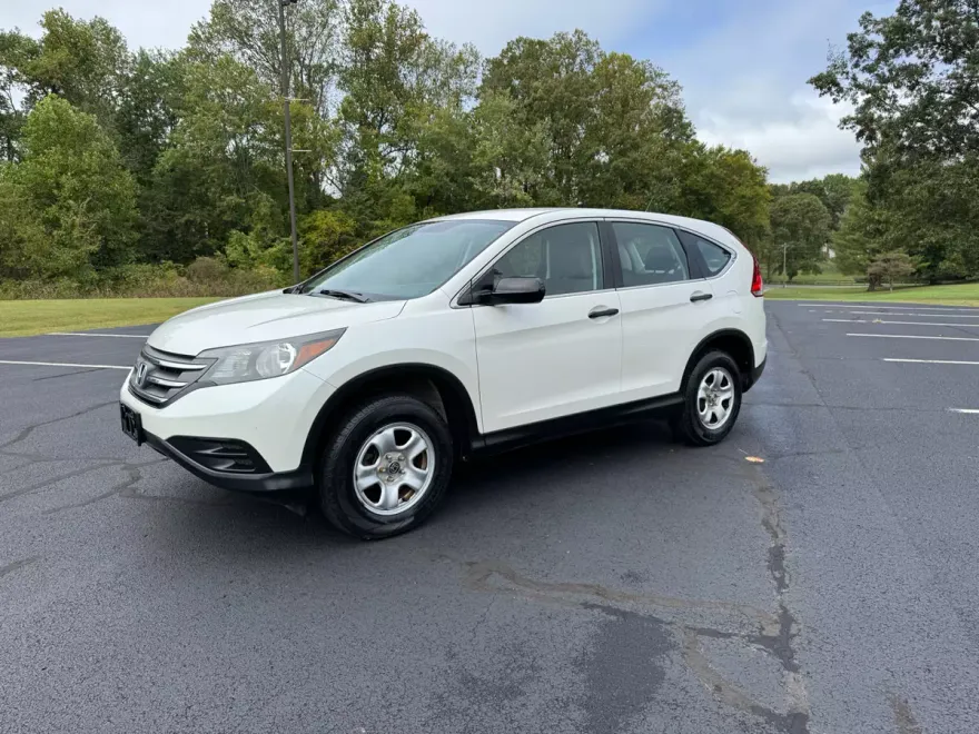 2014 Honda CR-V LX photo 1