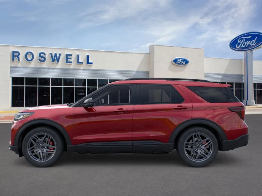 2025 Ford Explorer ST photo 1