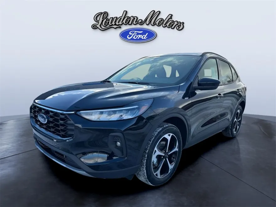 2025 Ford Escape ST-Line Select photo 1