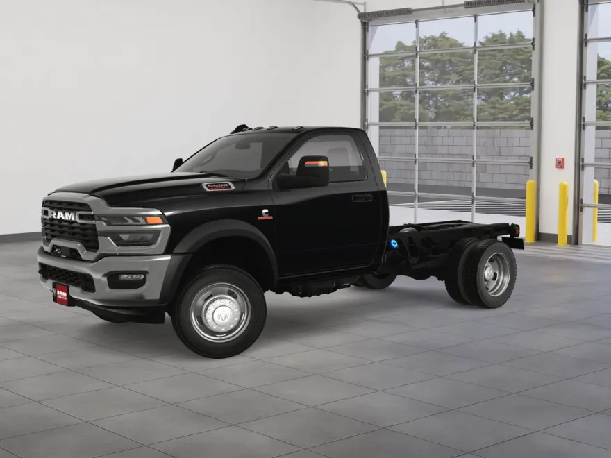 2025 Ram 5500 Tradesman photo 1