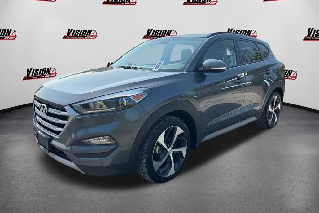 2017 Hyundai Tucson Value photo 1