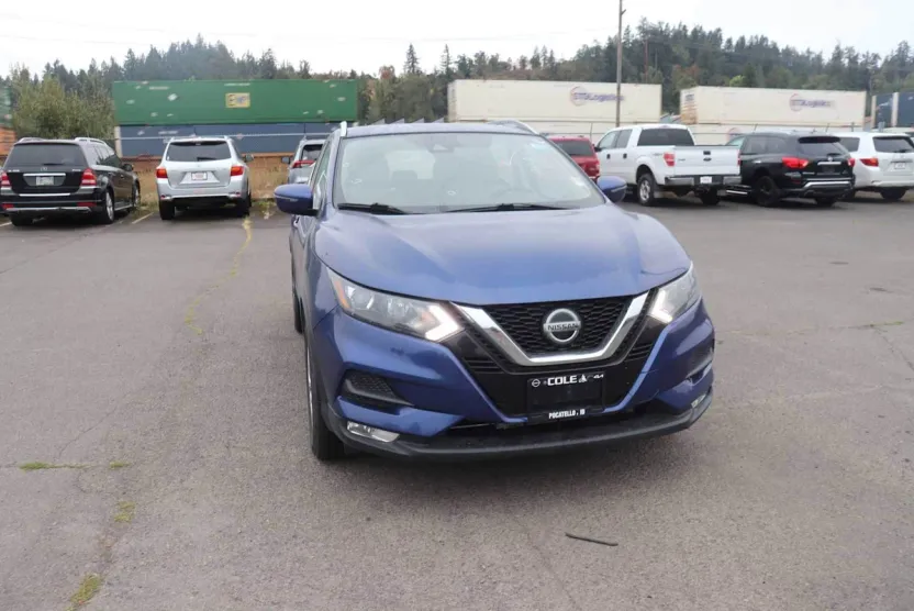 2022 Nissan Rogue Sport SV photo 1