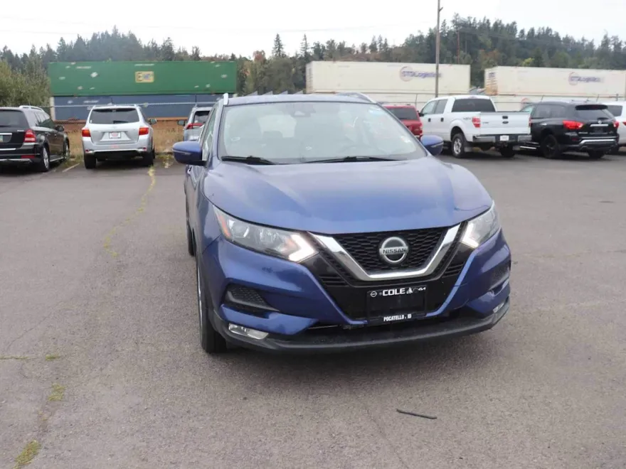 2022 Nissan Rogue Sport SV photo 1