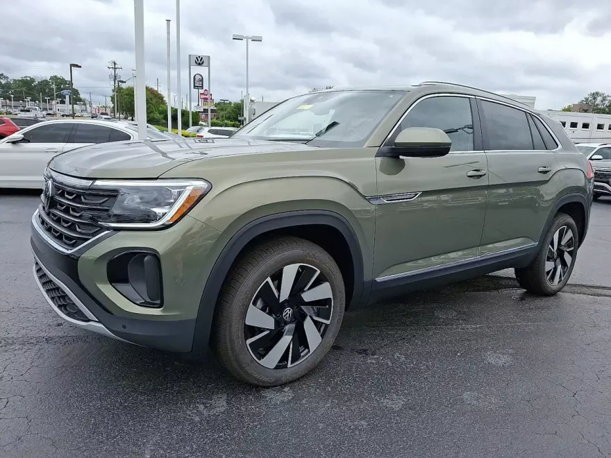 2025 Volkswagen Atlas Cross Sport SEL photo 1