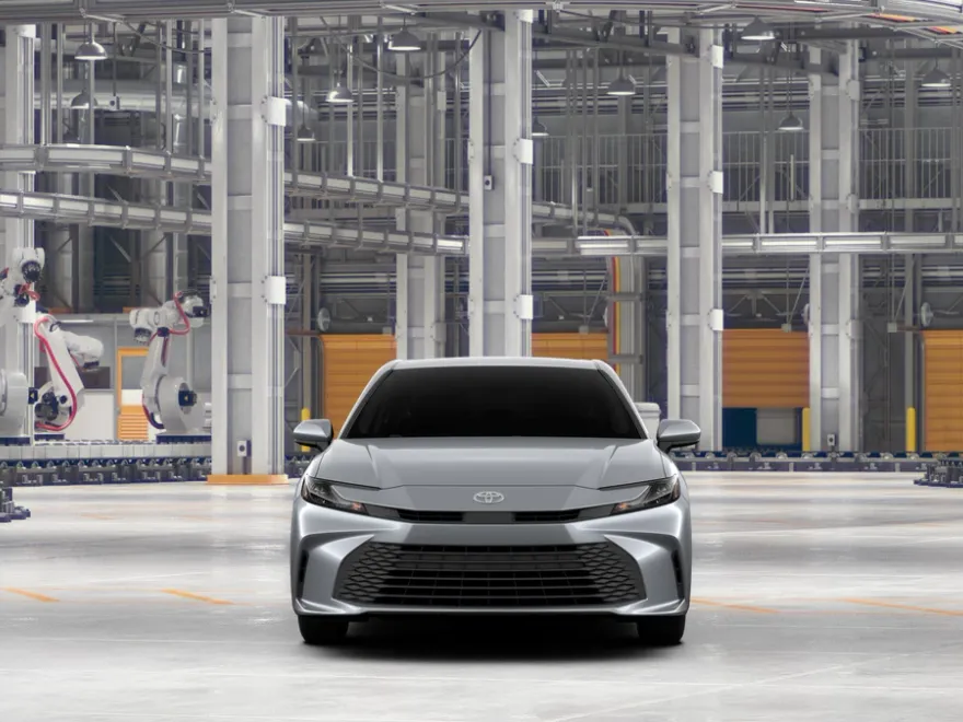 2026 Toyota Camry LE photo 1