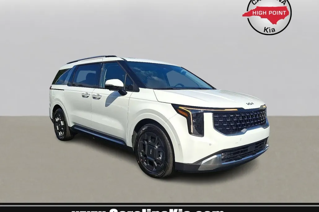 2026 Kia Carnival SX photo 1