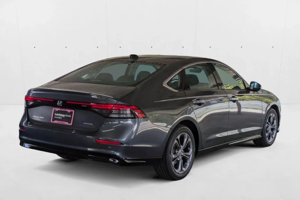 2025 Honda Accord Hybrid EX-L photo 1