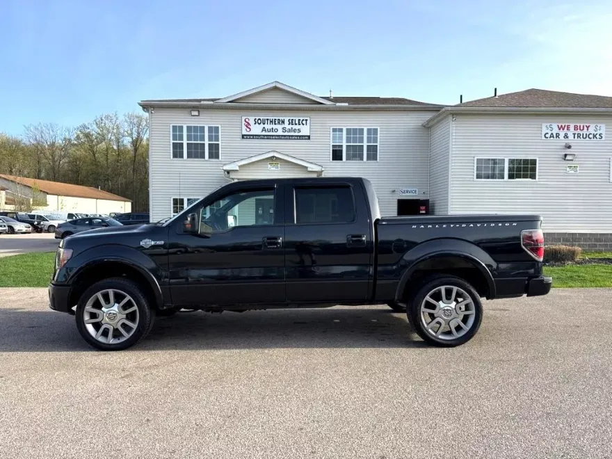 2010 Ford F-150 photo 1