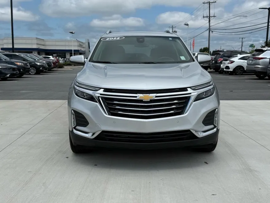 2022 Chevrolet Equinox Premier photo 1