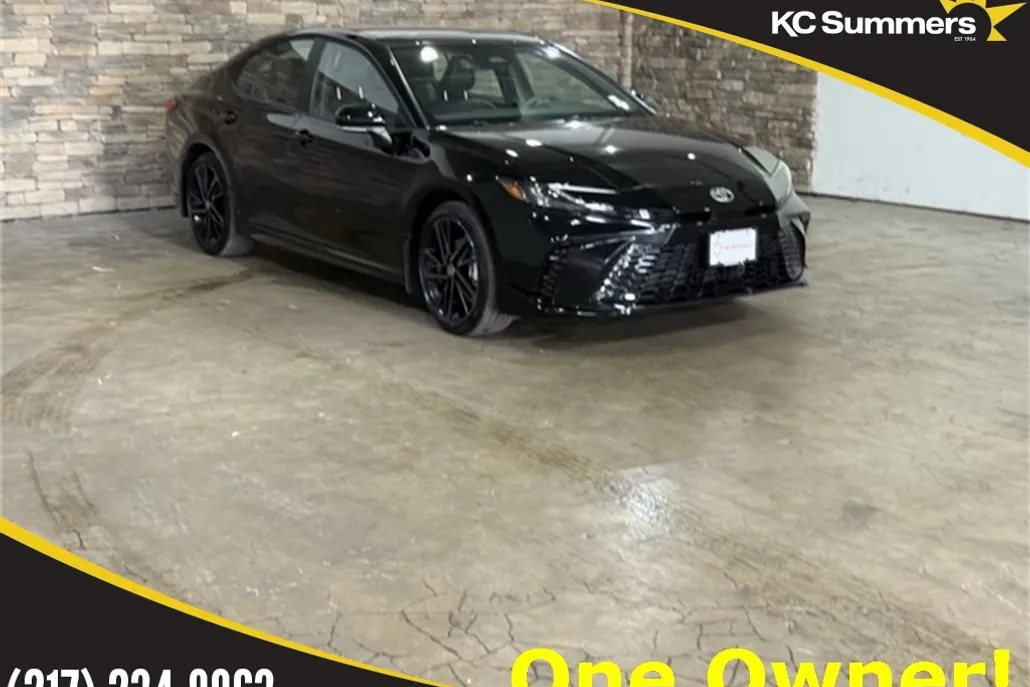 2025 Toyota Camry XSE photo 1