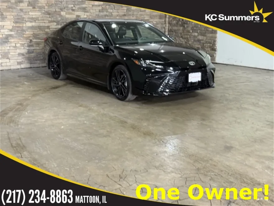 2025 Toyota Camry XSE photo 1