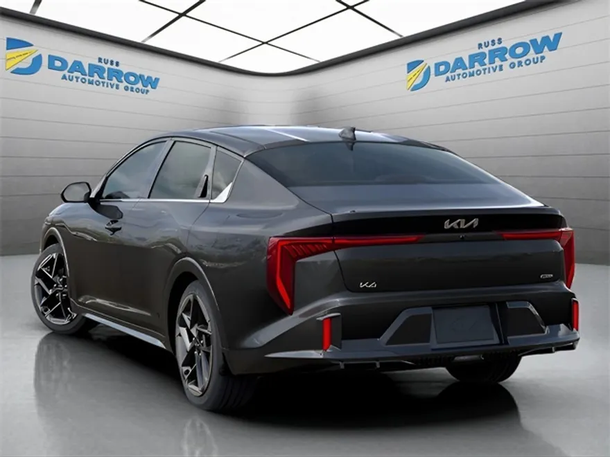 2025 Kia K4 GT-Line photo 1