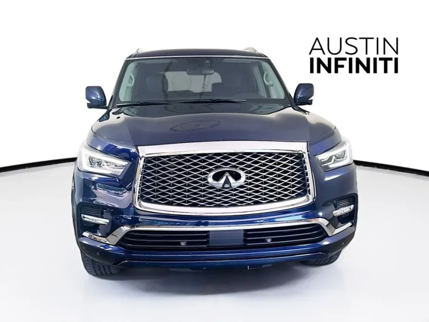 2019 Infiniti QX80 Luxe photo 1