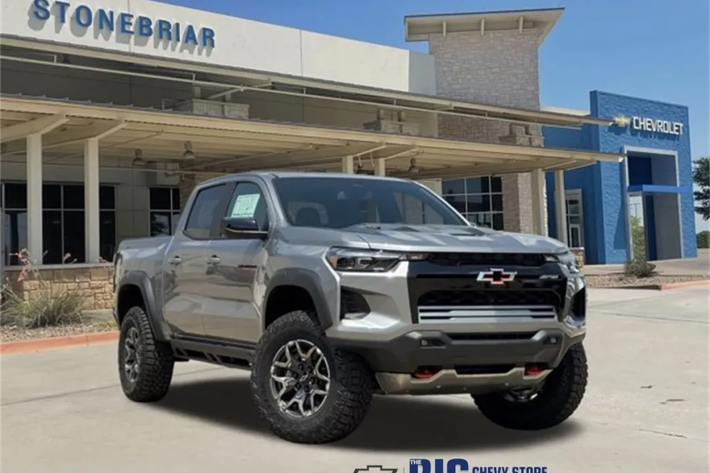 2026 Chevrolet Colorado ZR2 photo 1