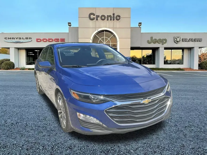 2023 Chevrolet Malibu 1LT photo 1