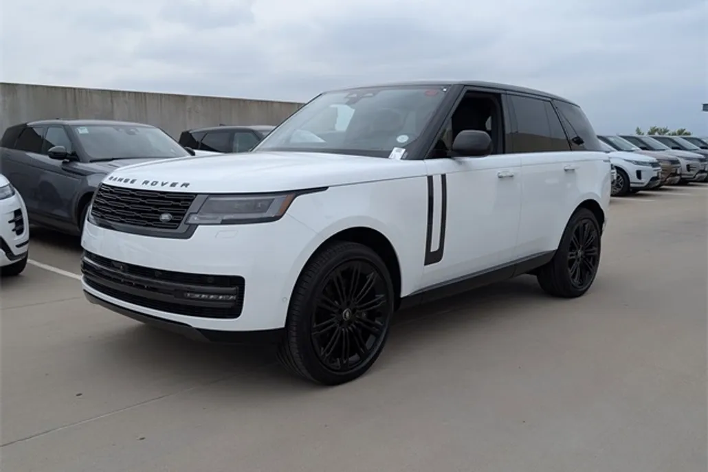 2025 Land Rover Range Rover SE photo 1