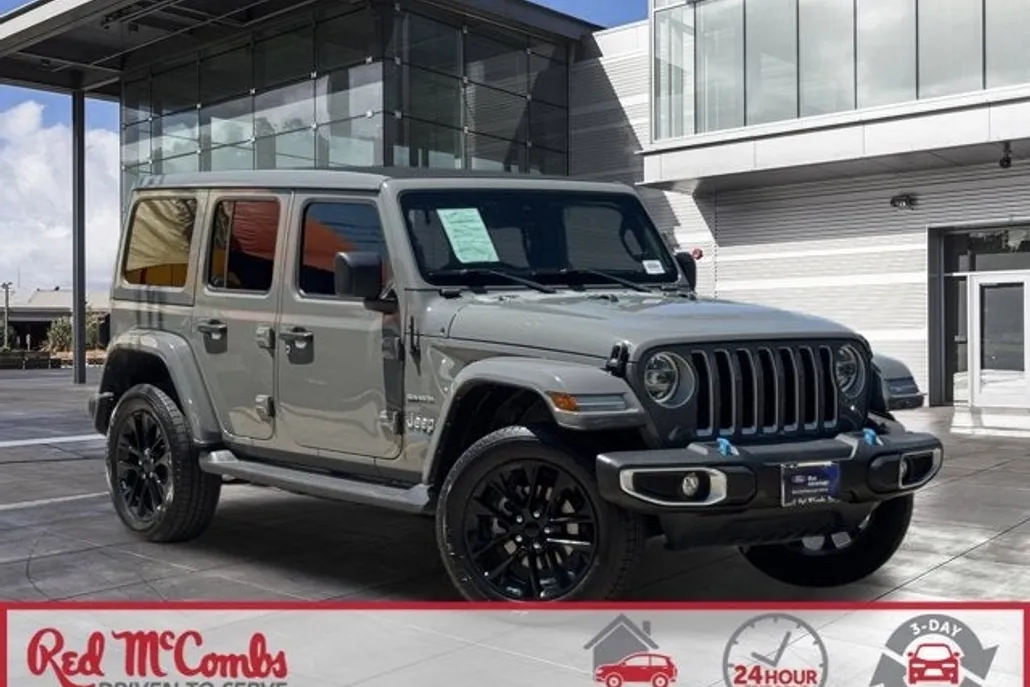 2022 Jeep Wrangler 4xe Unlimited Sahara photo 1