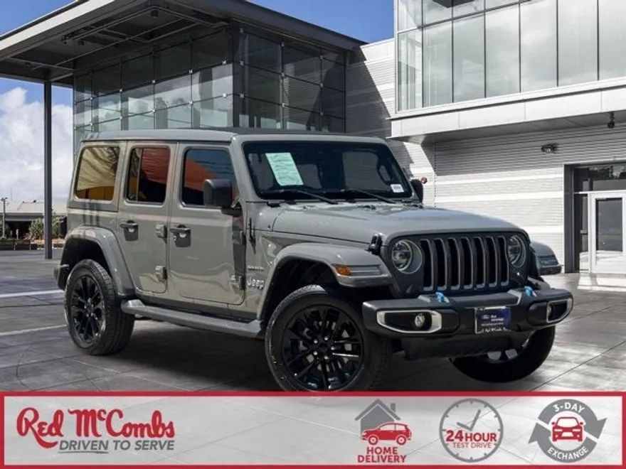 2022 Jeep Wrangler 4xe Unlimited Sahara photo 1