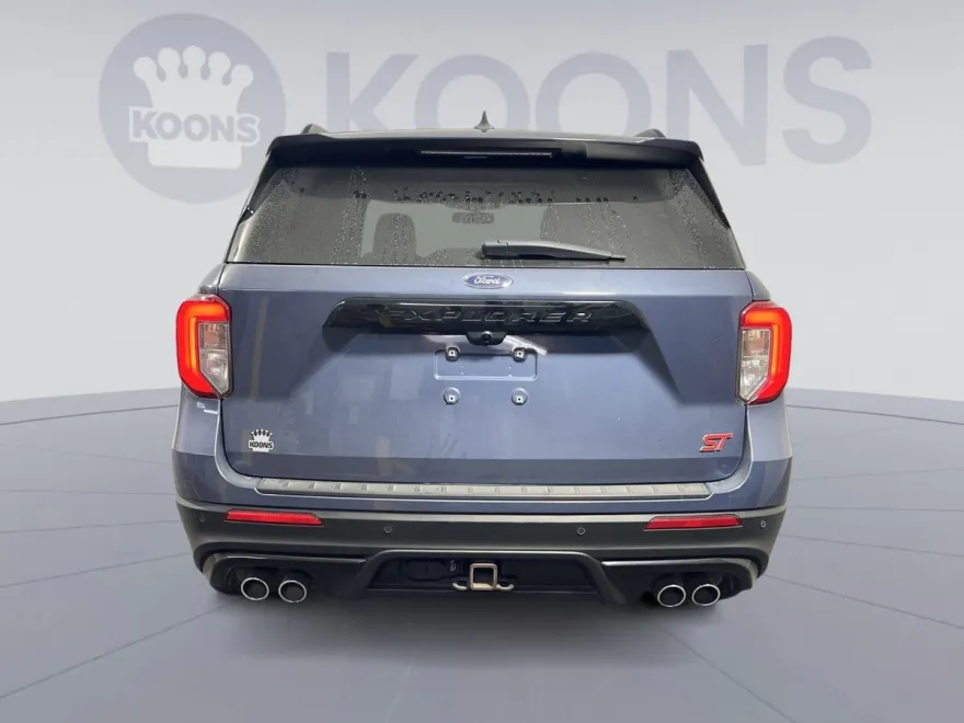 2021 Ford Explorer ST photo 1