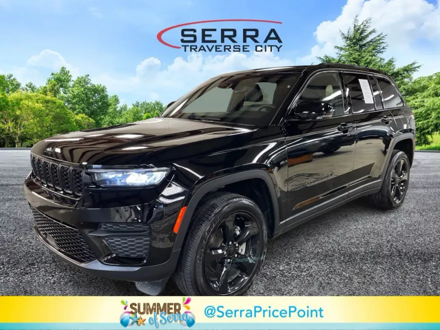 2023 Jeep Grand Cherokee Altitude photo 1