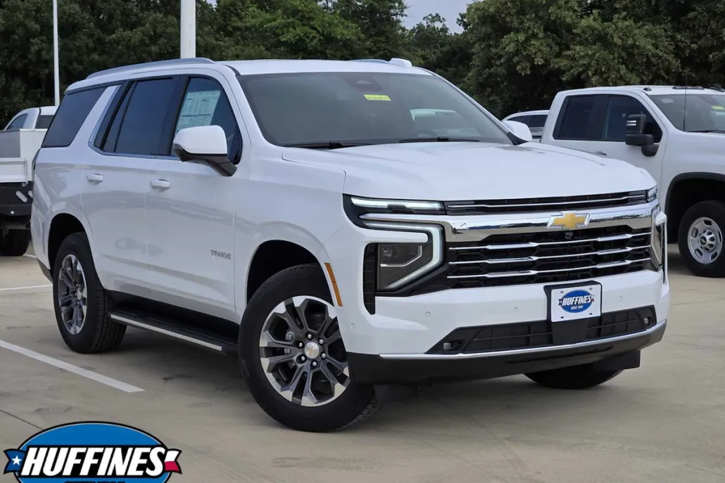 2025 Chevrolet Tahoe LT photo 1