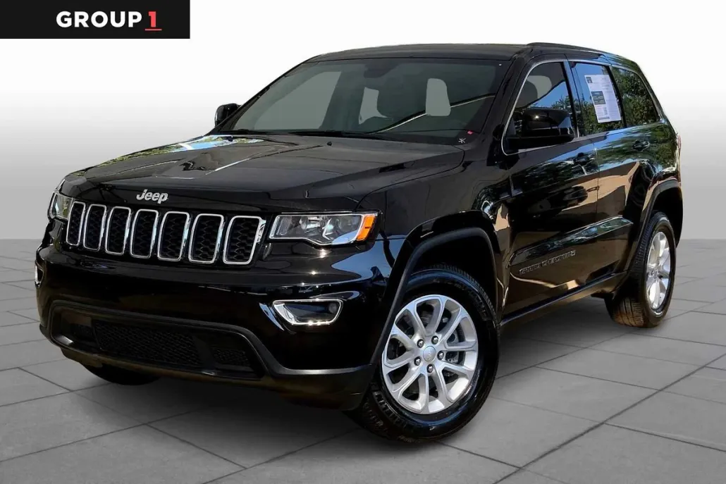 2022 Jeep Cherokee Laredo photo 1
