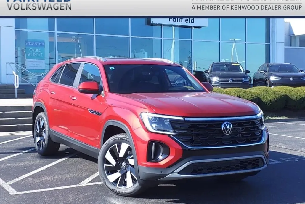 2025 Volkswagen Atlas Cross Sport SEL photo 1