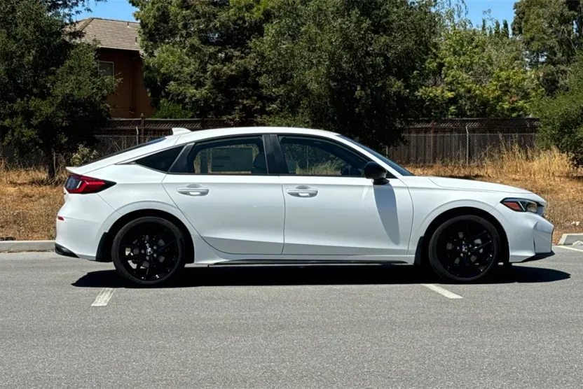 2026 Honda Civic Hybrid Sport photo 1