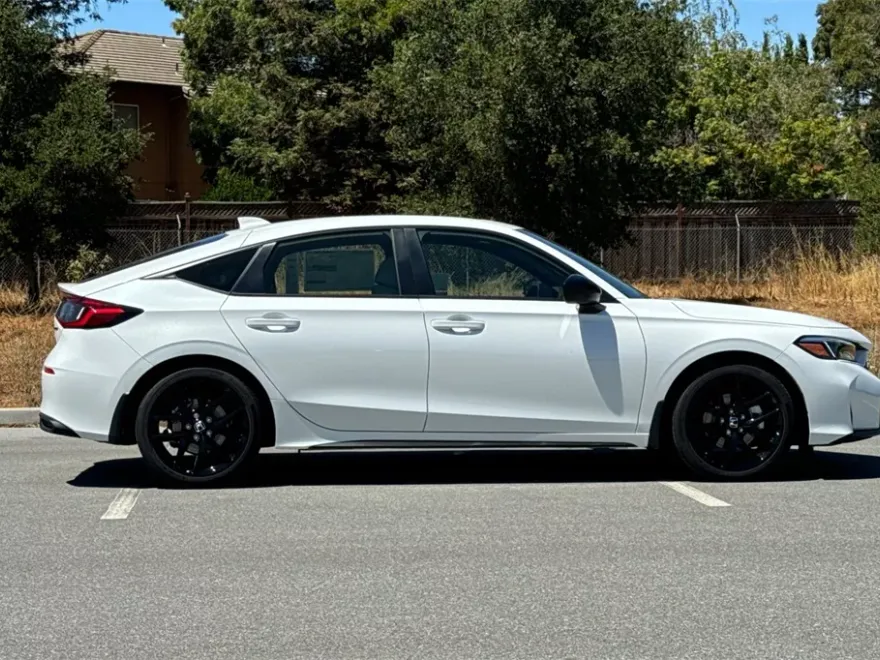 2026 Honda Civic Hybrid Sport photo 1