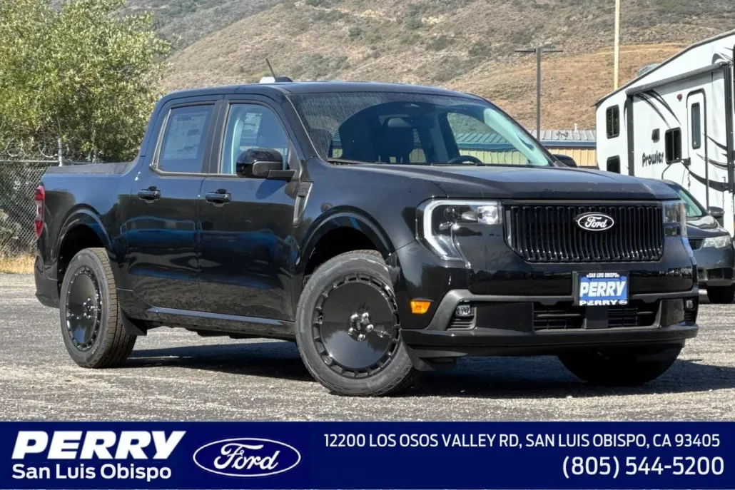 2025 Ford Maverick photo 1