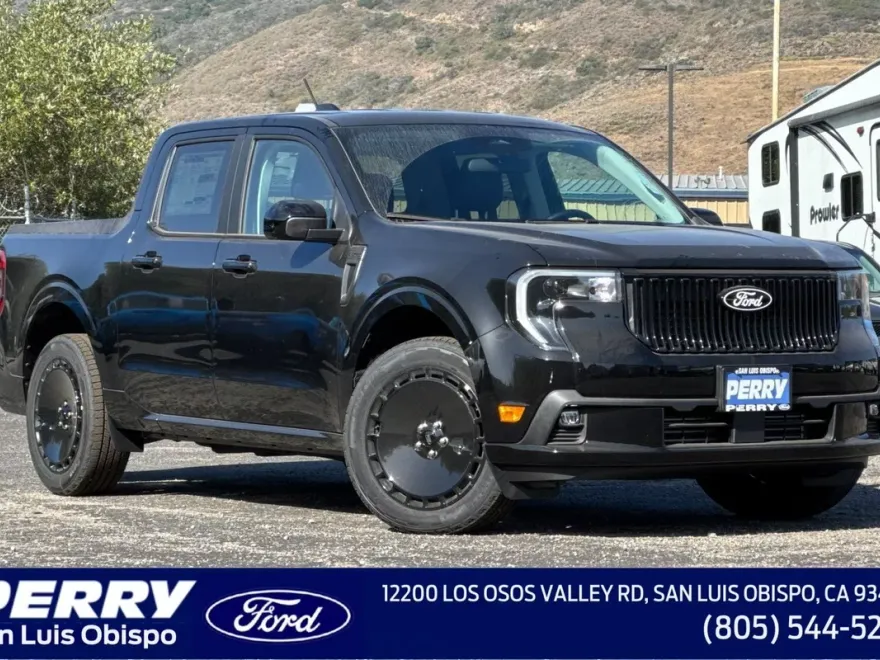 2025 Ford Maverick photo 1