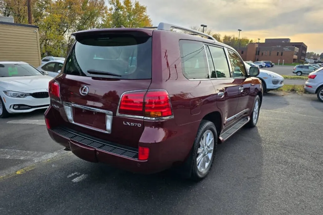 2008 Lexus LX 570 photo 1