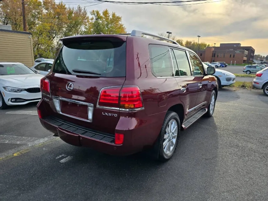 2008 Lexus LX 570 photo 1