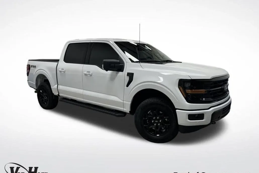 2024 Ford F-150 XLT photo 1